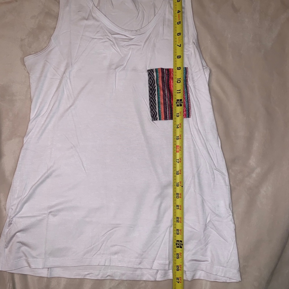 🛍LAST ONE🛍 White tank with multi color pocket - Picture 5 of 9